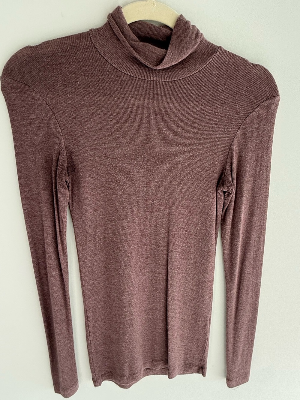 Wilfred Mauve Burgundy Long Sleeve Turtleneck Sweater